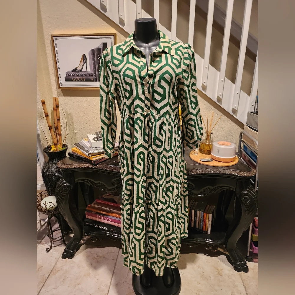 Zara Ecru Geo Geometric Print Karen Tiered Midi Dress size M - Picture 2 of 4